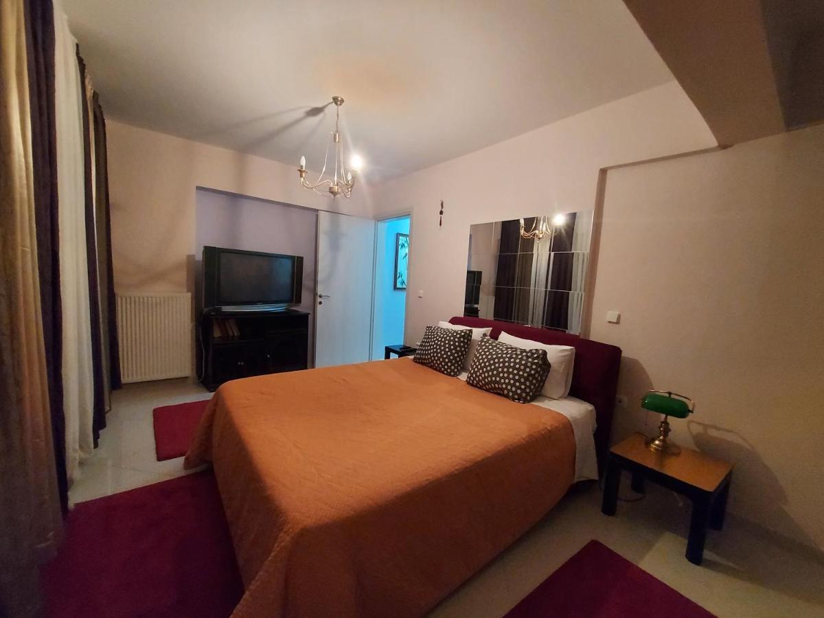One Bedroom Apartment New With Large Living Room Athens Exterior photo